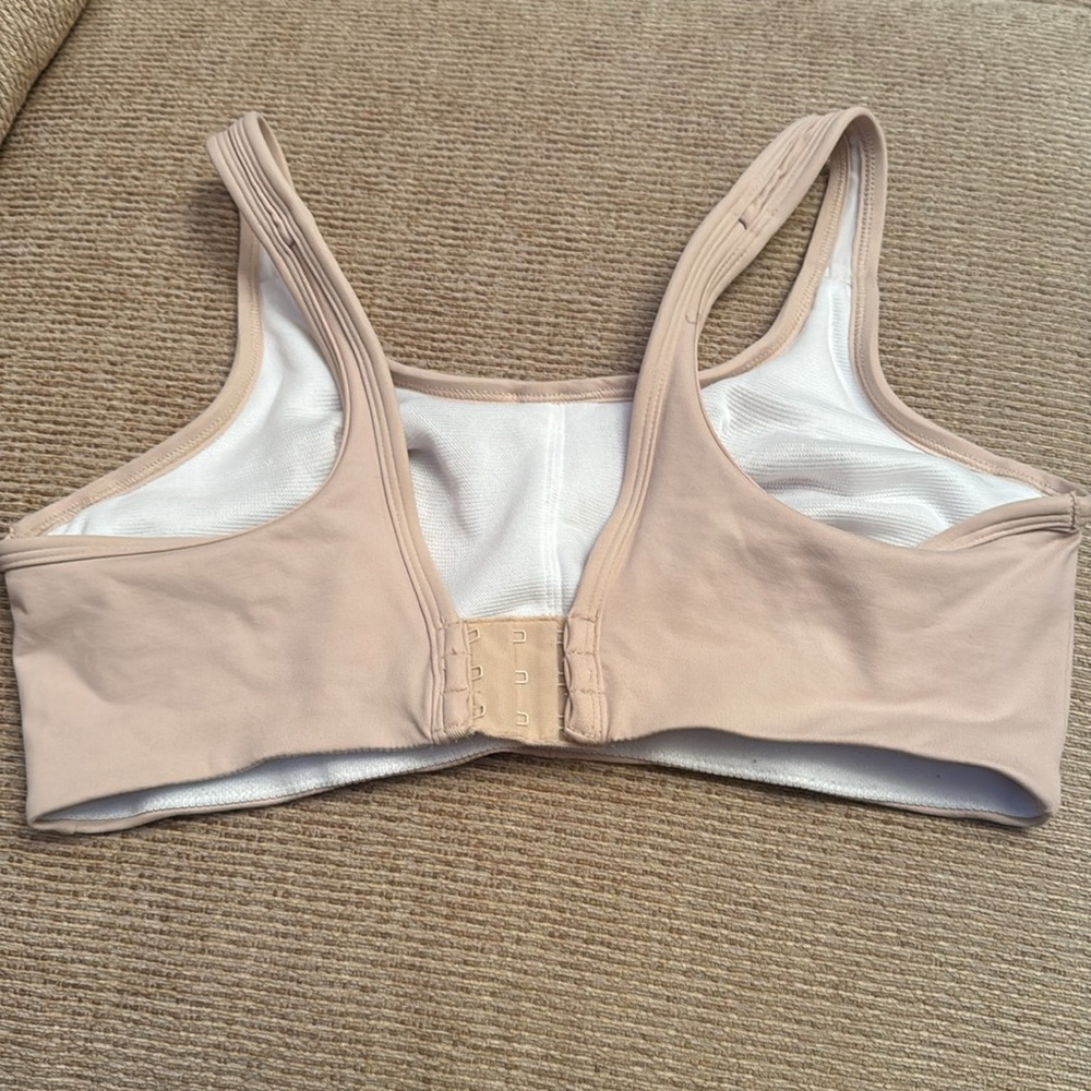 Champion nude double lined sports bra - Picture 3 of 5